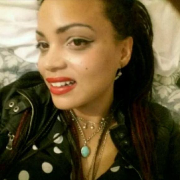 Closet clear out? just ask! - Picture 1 of 8